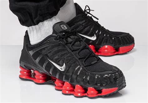 nike shox schwarz rot|nike shox tl skepta.